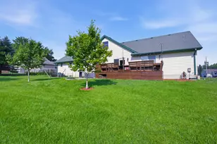 132 Mohawk Dr, Loda, IL 60948 - Photo 5