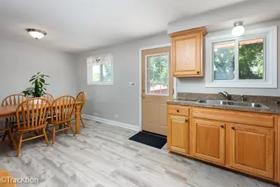 1701 Hartmann Drive, Schaumburg, IL 60193 - Photo 7