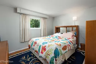 1701 Hartmann Dr, Schaumburg, IL 60193 - Photo 9