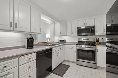 [Address not provided], Glenview, IL 60025 - Photo 11