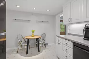 [Address not provided], Glenview, IL 60025 - Photo 13