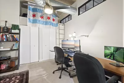 811 W 15th Place #502, Chicago, IL 60608 - Photo 9