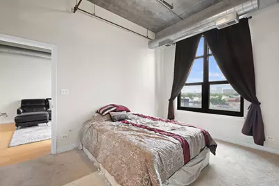 811 W 15th Place #502, Chicago, IL 60608 - Photo 7