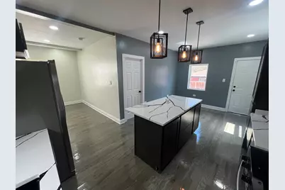 8015 S Avalon Avenue, Chicago, IL 60619 - Photo 7
