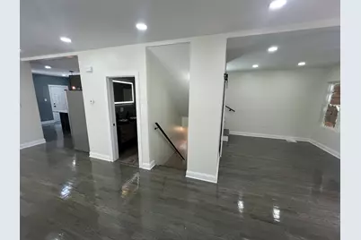 8015 S Avalon Avenue, Chicago, IL 60619 - Photo 11
