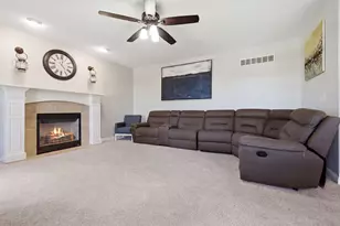 3914 Brookline Ln, Bloomington, IL 61705 - Photo 19