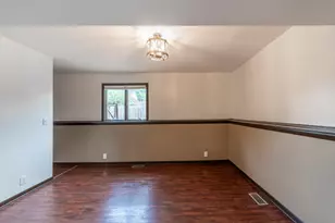 77 Joy St, Sugar Grove, IL 60554 - Photo 9
