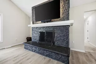 3N034 Ridgeview St, West Chicago, IL 60185 - Photo 5