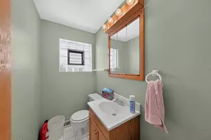 3942 N Oconto Ave, Chicago, IL 60634 - Photo 17
