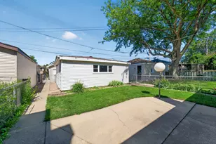 3942 N Oconto Ave, Chicago, IL 60634 - Photo 23