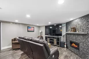 1901 Newton Ave, Park Ridge, IL 60068 - Photo 13