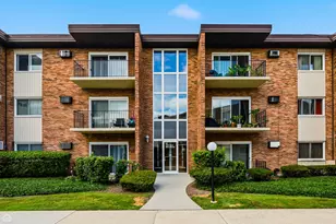 [Address not provided], Oak Lawn, IL 60453 - Photo 1