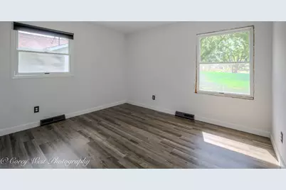 114 Ebbesen Drive, Dekalb, IL 60115 - Photo 23