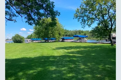 2720 N Bayview Lane, McHenry, IL 60051 - Photo 53