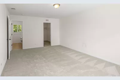 596 W Dalton Drive, Round Lake, IL 60073 - Photo 17
