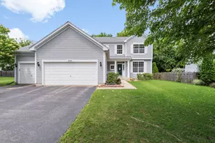 596 W Dalton Dr, Round Lake, IL 60073 - Photo 1
