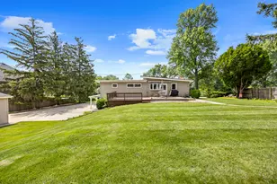 2474 College Rd, Downers Grove, IL 60516 - Photo 35