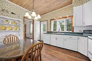 2474 College Rd, Downers Grove, IL 60516 - Photo 13