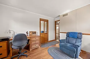 2474 College Rd, Downers Grove, IL 60516 - Photo 23