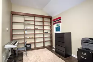 0S461 Madison St, Winfield, IL 60190 - Photo 17