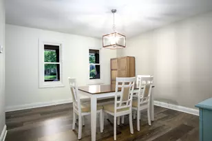 0S461 Madison St, Winfield, IL 60190 - Photo 9