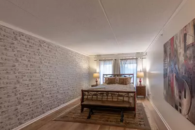[Address not provided], Lisle, IL 60532 - Photo 11