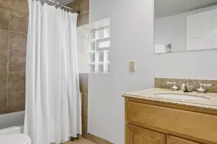 1244 W Ardmore Ave, Chicago, IL 60660 - Photo 45