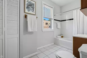 1244 W Ardmore Ave, Chicago, IL 60660 - Photo 31