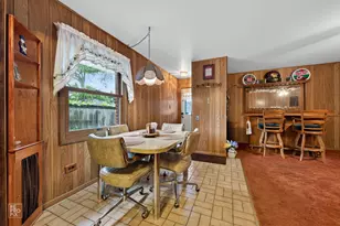 1012 Marshall Dr, Des Plaines, IL 60016 - Photo 7