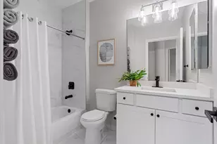 720 N Larrabee St, Chicago, IL 60654 - Photo 19