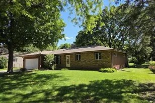 4463 Adele St, Roscoe, IL 61073 - Photo 3
