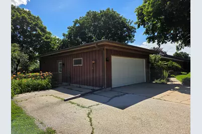 4463 Adele Street, Roscoe, IL 61073 - Photo 5