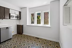 1916 N Larrabee St, Chicago, IL 60614 - Photo 13