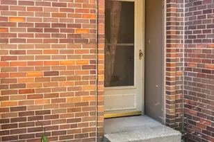 1916 N Larrabee St, Chicago, IL 60614 - Photo 3
