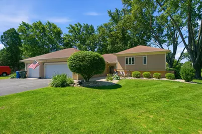 22 Plum Court, Sleepy Hollow, IL 60118 - Photo 1
