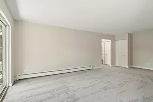 2642 N Windsor Dr, Arlington Heights, IL 60004 - Photo 11
