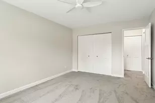 2642 N Windsor Dr, Arlington Heights, IL 60004 - Photo 15