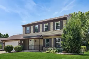 604 Shenandoah Trail, Elgin, IL 60123 - Photo 1
