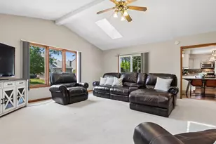 604 Shenandoah Trail, Elgin, IL 60123 - Photo 11