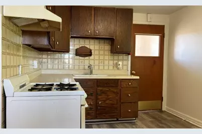 2614 Grand Avenue #2, Waukegan, IL 60085 - Photo 3
