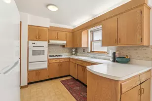 4235 N Kedvale Ave, Chicago, IL 60641 - Photo 5