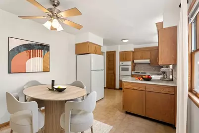 4235 N Kedvale Avenue #2B, Chicago, IL 60641 - Photo 9