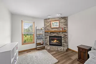 33 Lilac Ct, Geneseo, IL 61254 - Photo 9
