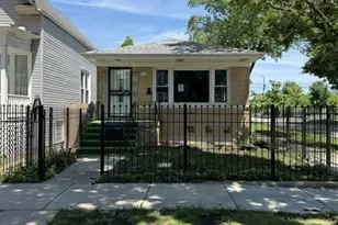 658 E 87th Pl, Chicago, IL 60619 - Photo 1