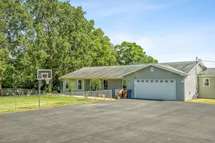 235 S West St, Byron, IL 61010 - Photo 5