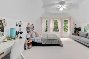 678 Oak St, Glen Ellyn, IL 60137 - Photo 25