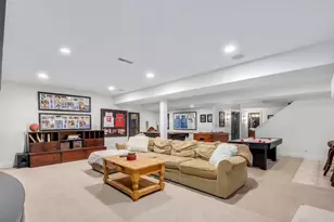 678 Oak St, Glen Ellyn, IL 60137 - Photo 35