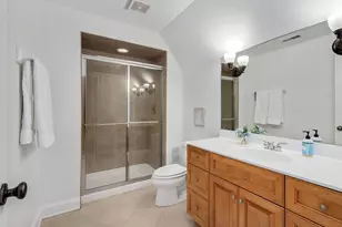 678 Oak St, Glen Ellyn, IL 60137 - Photo 31