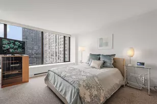5455 N Sheridan Rd, Chicago, IL 60640 - Photo 13