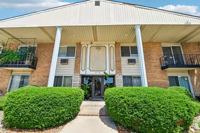 8997 Kennedy Drive #2E, Des Plaines, IL 60016 - Photo 1